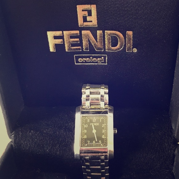 fendi classico watch